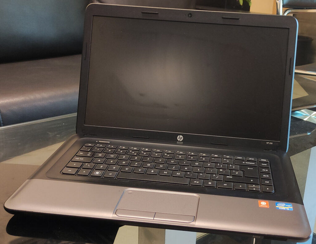 Лаптоп HP 250 G1